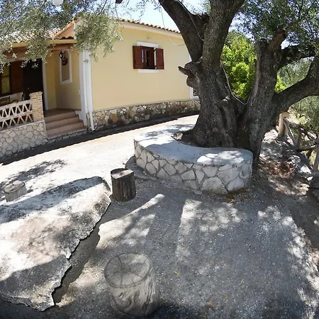 别墅 Yannis' Village Keri